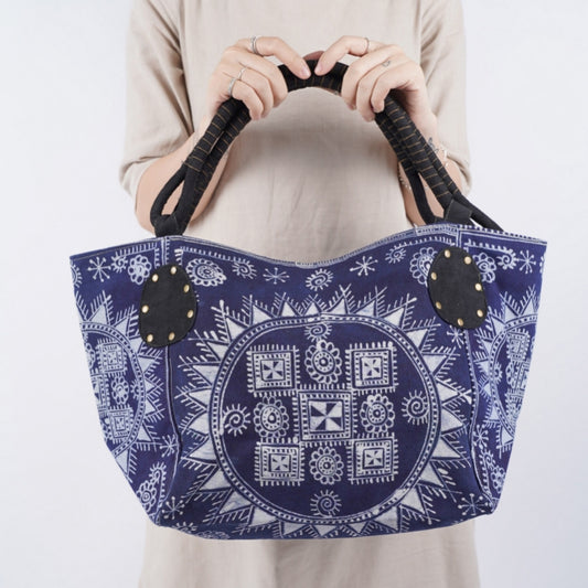 Brocade Handbag, M Size, H'mong Batik Fabric Tct55, Beeswax-Drawn Ethnic Dyed Fabric, Unique Patterns, Spacious Bag Shape, Hold Many Items